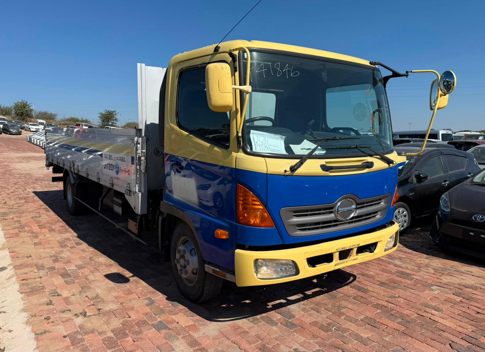 Hino Truck